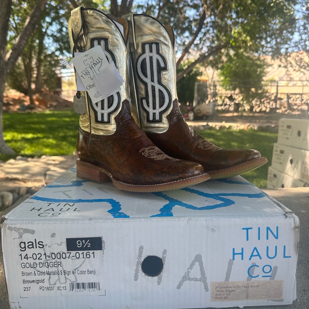Tin Haul woman’s boots